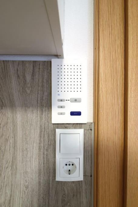 Schickes Zimmer Mit Top-Ausstattung In Idealer Lage Feldkirch Eksteriør bilde